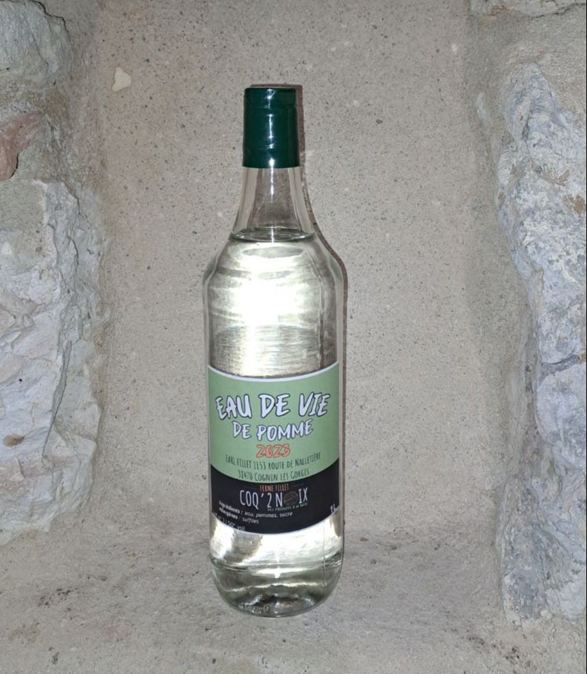 Eau de vie de pommes Coq2noix Eau de vie de pommes Coq2noix 50° 1L Coq2noix à Cognin