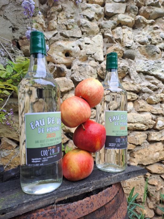 Eau de vie de pommes Coq2noix Eau de vie de pommes Coq2noix 50° 1L Coq2noix à Cognin